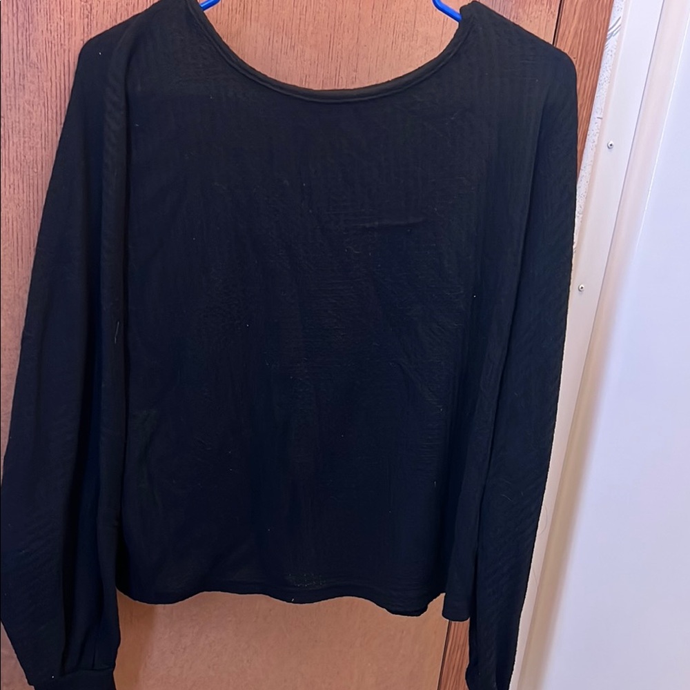 Women's Black Long Sleeve Top